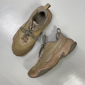 PUMA sneakers pink nude thick soles